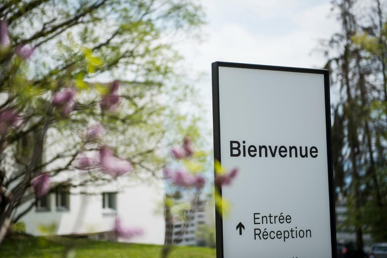 Le Domaine Hotell Villars-Sur-Glane Eksteriør bilde